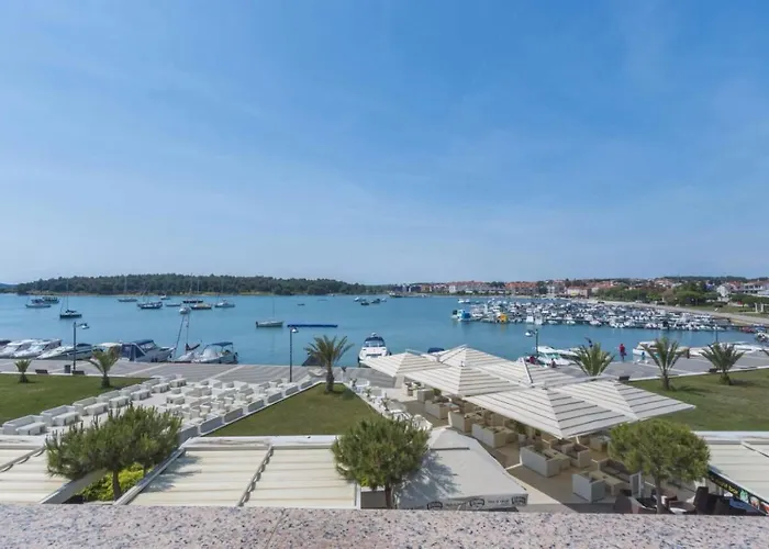 Apartment Riva *